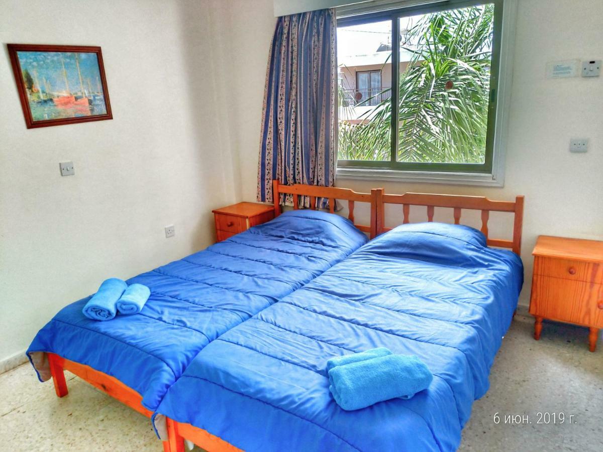 Constantaras Apartments Protaras Eksteriør billede